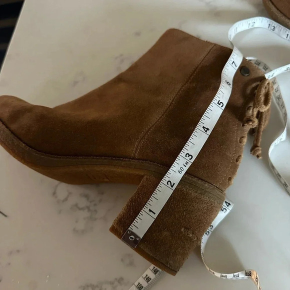 UGG Corinne Suede Boot Chestnut Size 9-SH08 - Picture 14 of 14